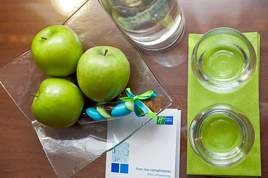 Holiday Inn Express Toulouse Airport By IHG
