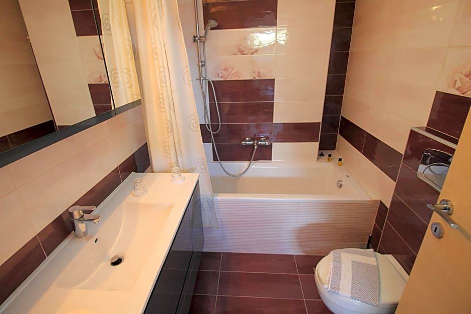 Thalassa House Apartments