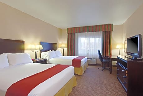 Standard Queen Room with Two Queen Beds