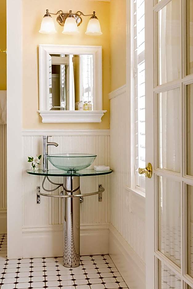 Healdsburg Inn on the Plaza, A Four Sisters Inn