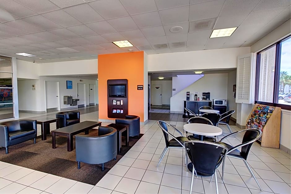 Motel 6 Houston Hobby