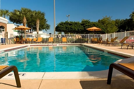 Fairfield Inn & Suites Orlando Lake Buena Vista