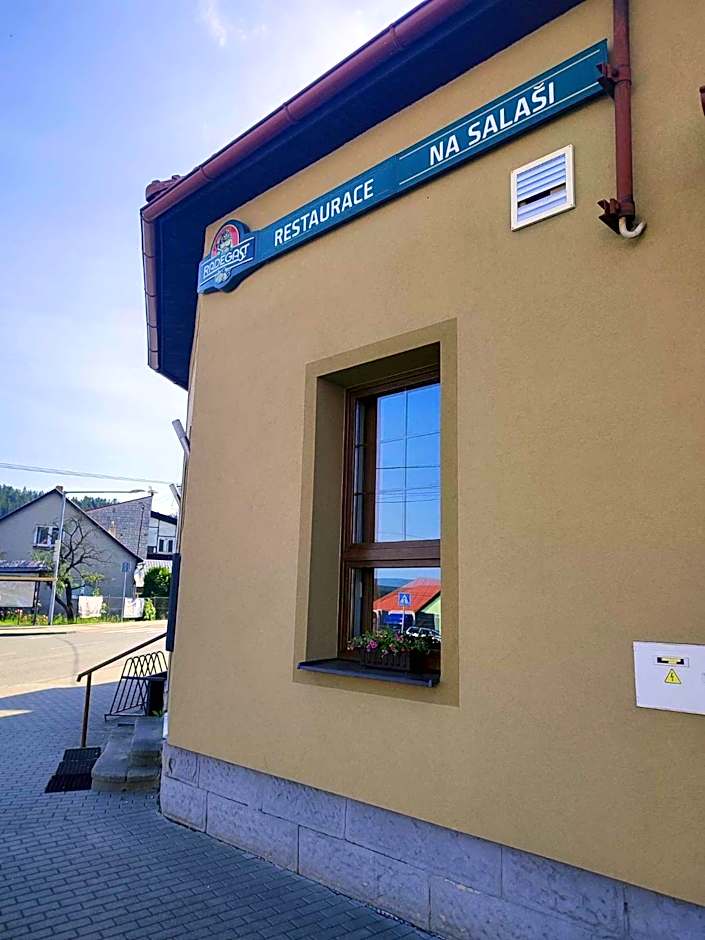 Penzion a restaurace Na Salaši