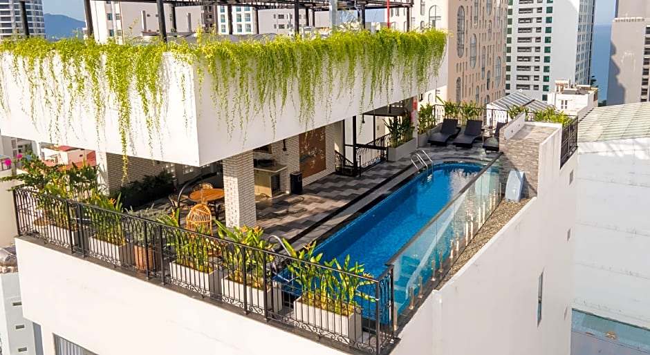 Aaron Boutique Hotel