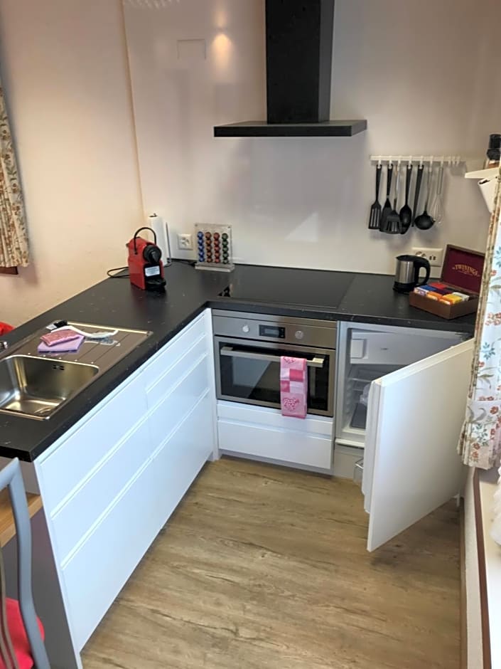 Ruhige Zimmer im Grünen und Studio im Naherholungsgebiet