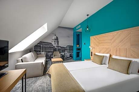 Large Double Room