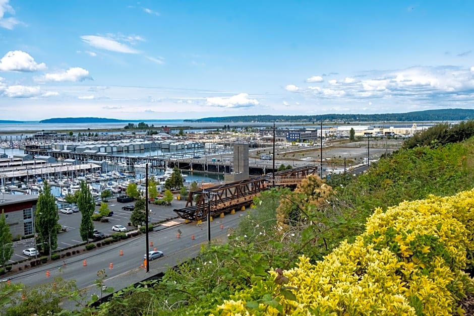 Hotel Indigo Seattle Everett Waterfront Place, an IHG Hotel