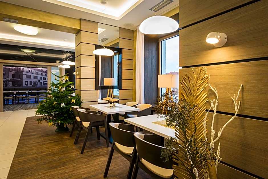 Hotel Grand