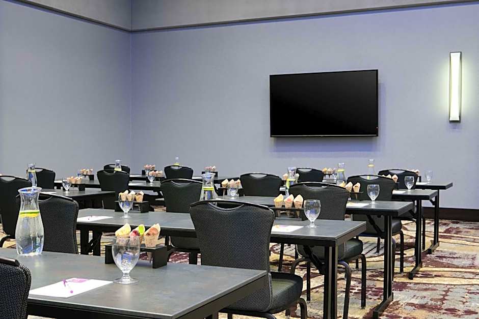 Hyatt Place Kansas City Lenexa City Center