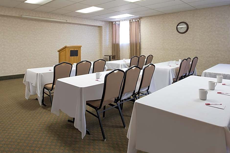 Ramada by Wyndham Downtown Spokane