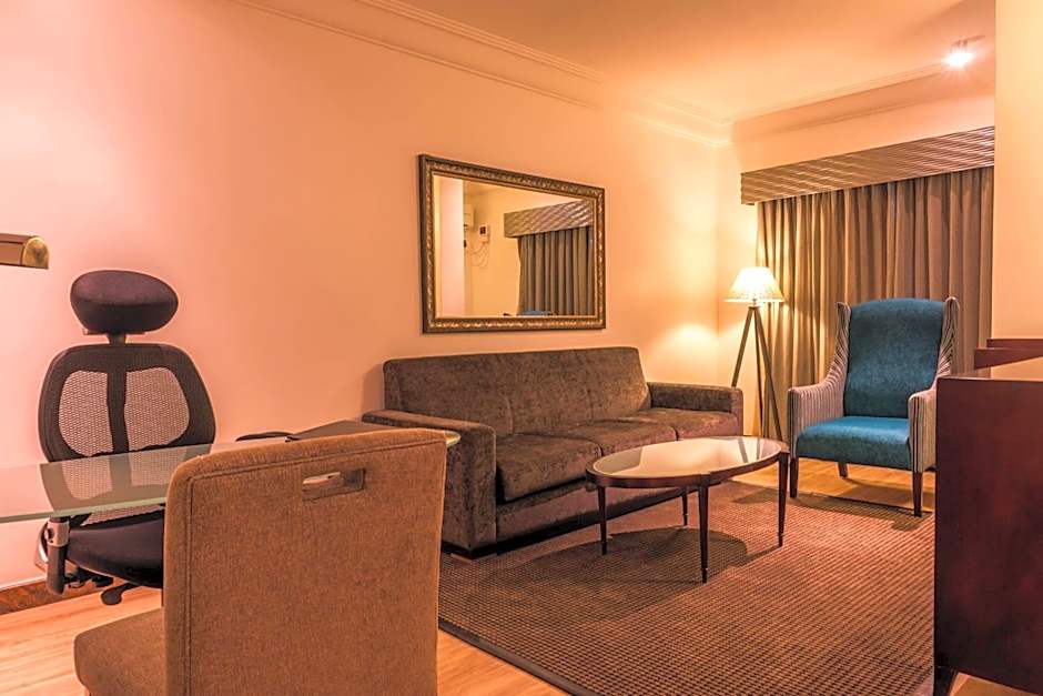 Protea Hotel by Marriott Lagos Kuramo Waters