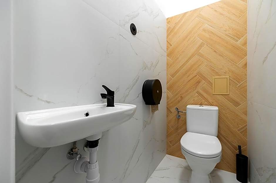 Najtańsze noclegi Piłsudskiego 93