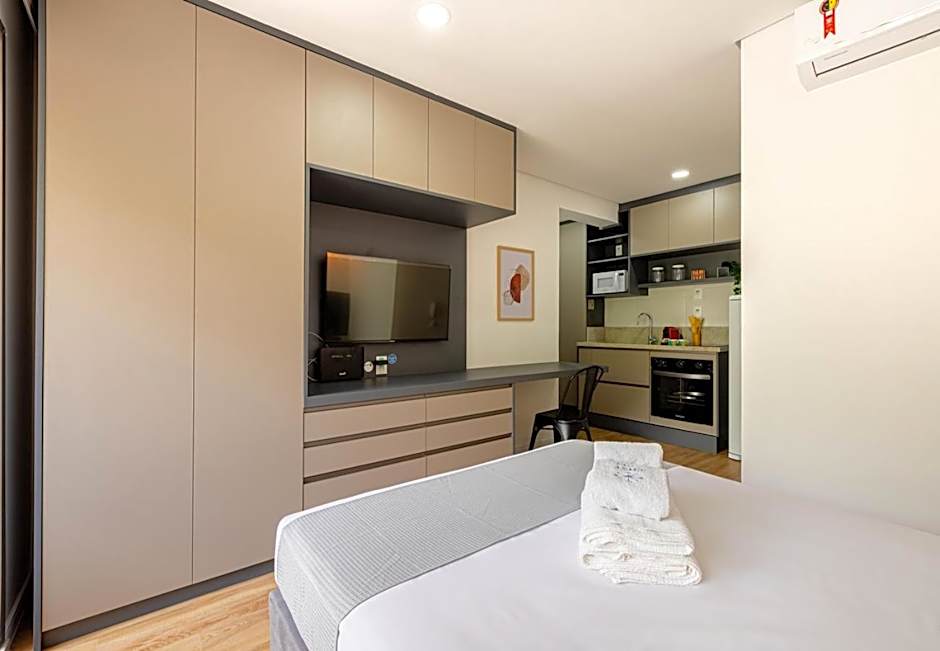 Easy Star - Lindo Studio no Brooklin ao lado Av. Santo Amaro! - ZT01H