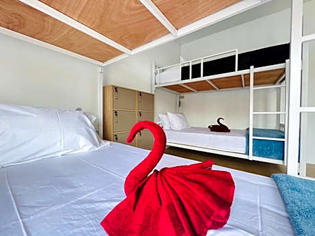 Jasper Phangan Hostel