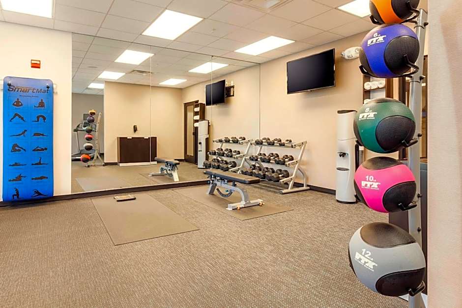 Courtyard by Marriott Dallas Arlington South
