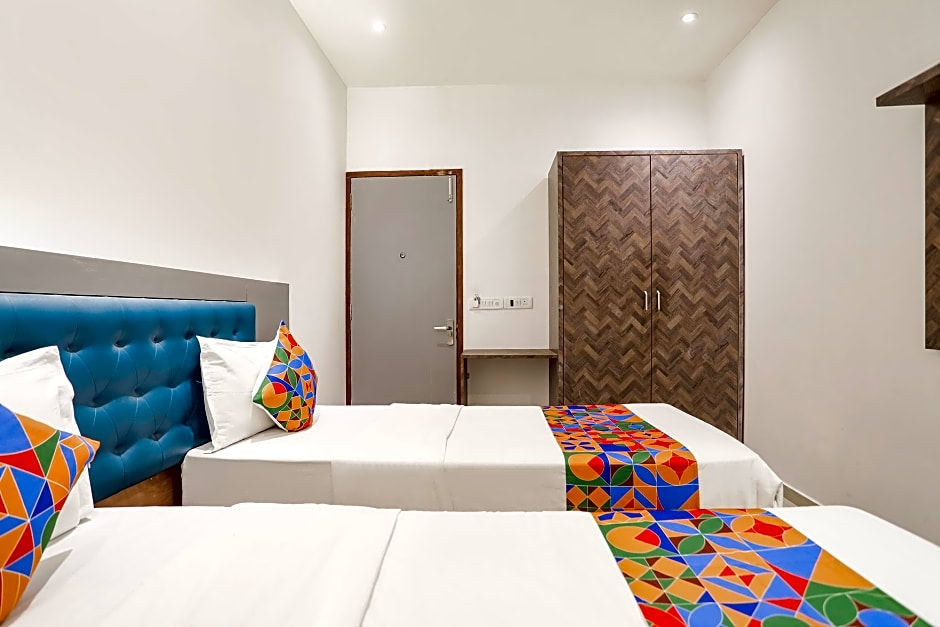 FabHotel JR Residency I - Turbhe