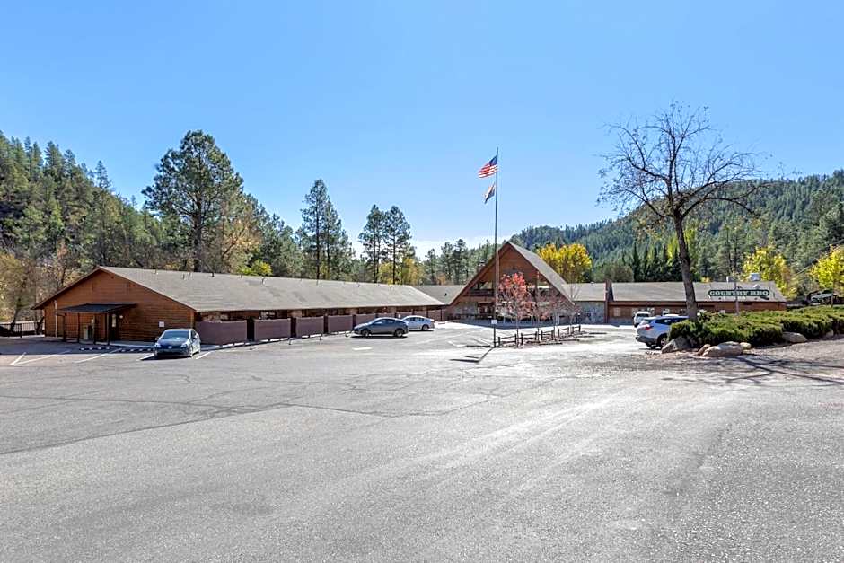 Kohl's Ranch Lodge