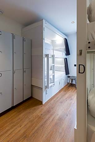 Bed in 6-Bed Dormitory Room