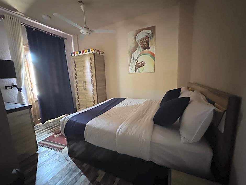 ACHERTOD Nubian House