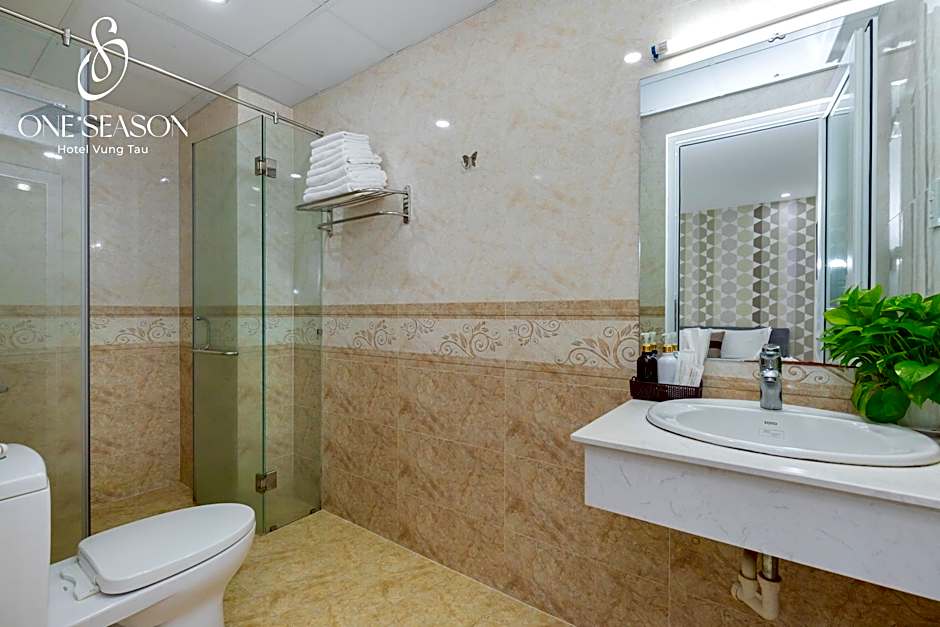 One Season Boutique Hotel Vung Tau - Beachfront