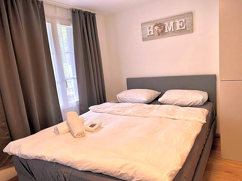 Rössli Self Check in 24-7 Free Parking