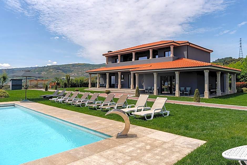Ladeira Suites, a Douro Retreat by HostWise