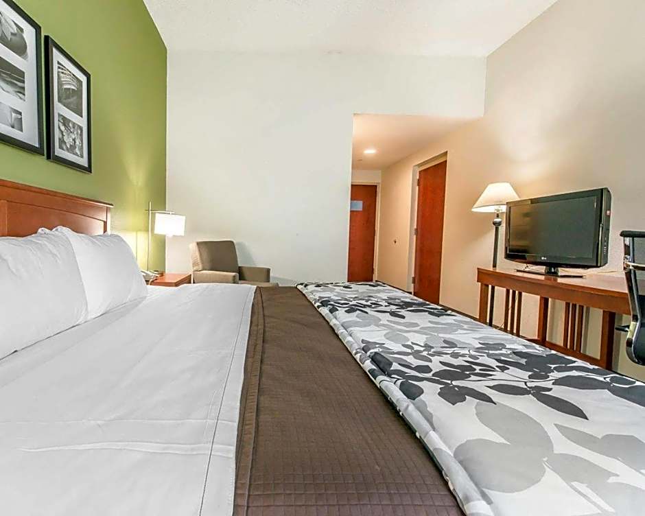 Sleep Inn & Suites Winchester near University