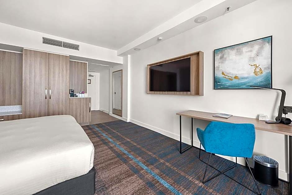 Crowne Plaza Surfers Paradise By IHG