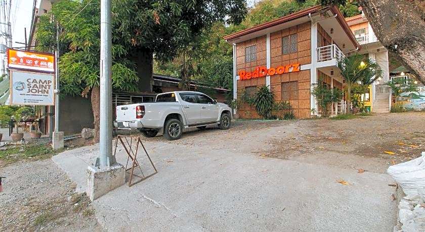 RedDoorz @ Camp Saint John Hotel La Union