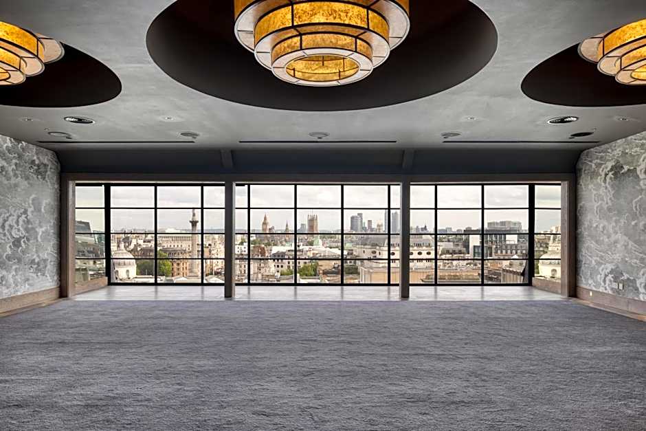 Radisson Blu Hotel, London Leicester Square