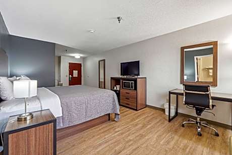 King Room - Accessible/Non-Smoking
