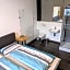 BUSINESS-MOTEL free WiFi & massage, air-con, XXL-Parking