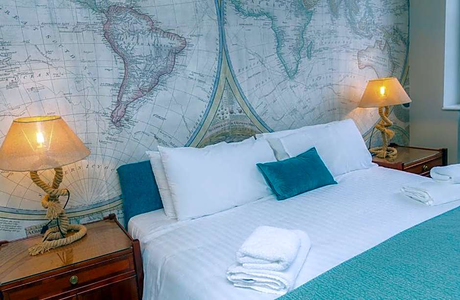 The Captain Cook Inn