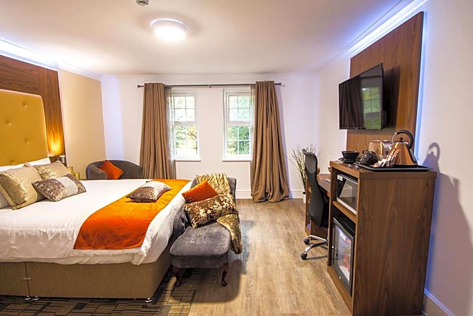 Trivelles Gatwick Hotel & airport Parking