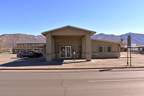 Satellite Inn