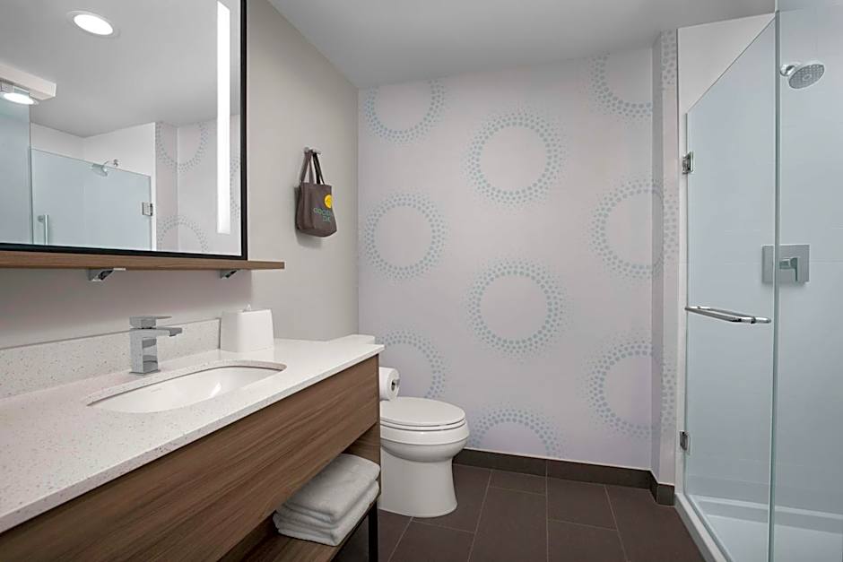 Tru by Hilton Jackson, TN