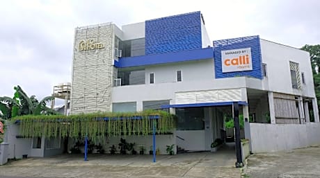 LG Hotel Jember by Callirooms