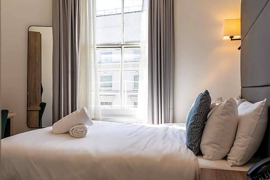 The Chapter Hotels - The J Hyde Park