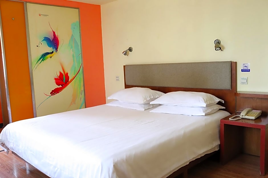 4th Zhongshan Road Garden Inn