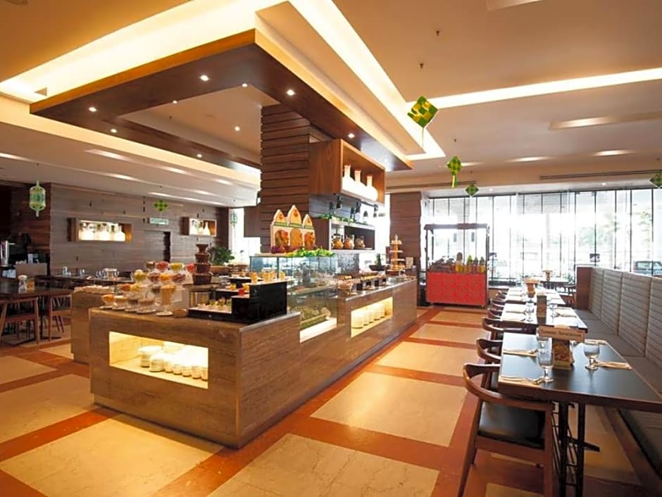 Crystal Crown Hotel, PJ