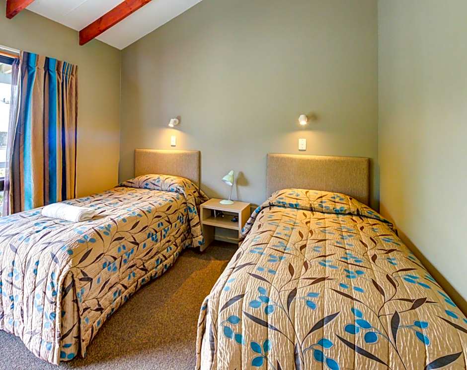 Te Anau Lakeview Holiday Park & Motels