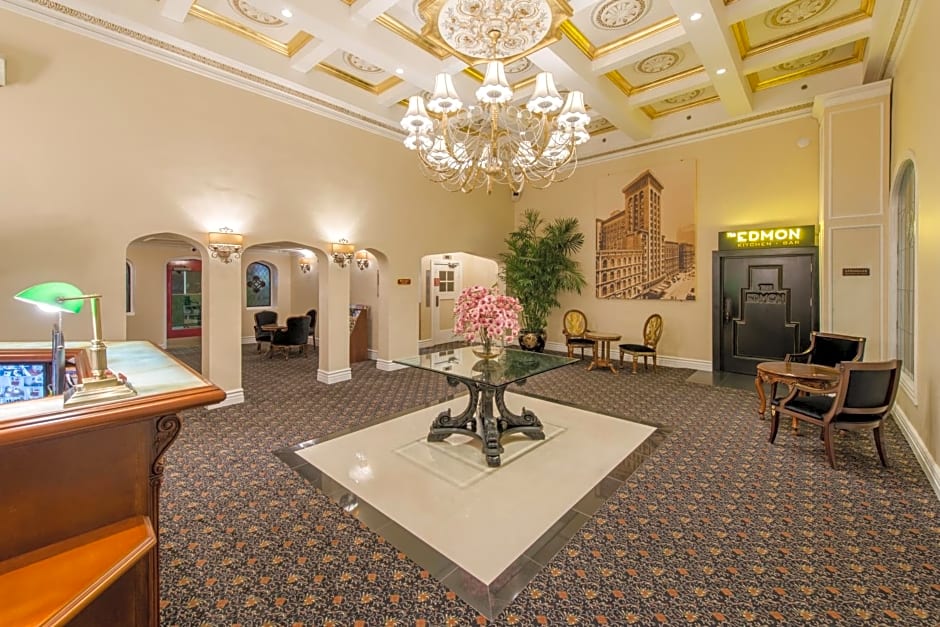 Hollywood Historic Hotel