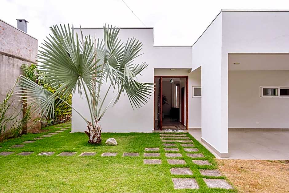 Casa na costeira com vista para o mar