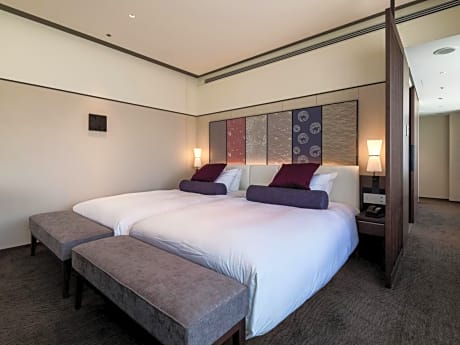 Kamogawa Suite River View