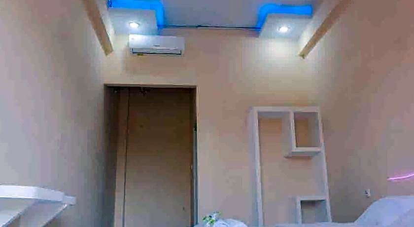 Artayya Puri 2 near Alun Alun Caruban Mitra RedDoorz