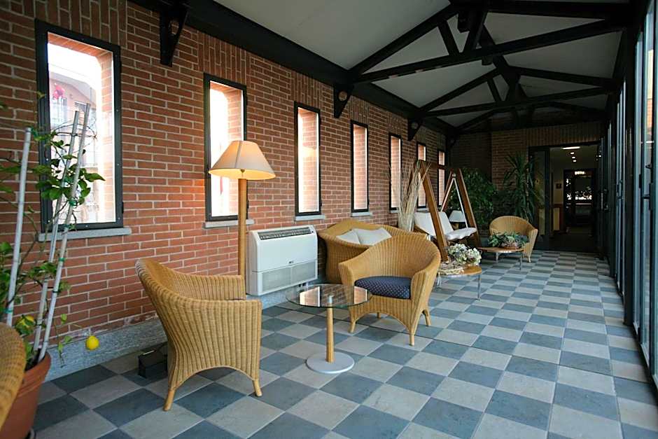 Pacific Hotel Fortino