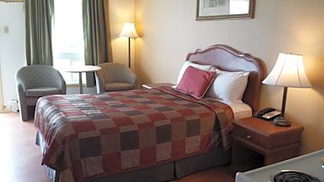 Double Room with Kitchenette