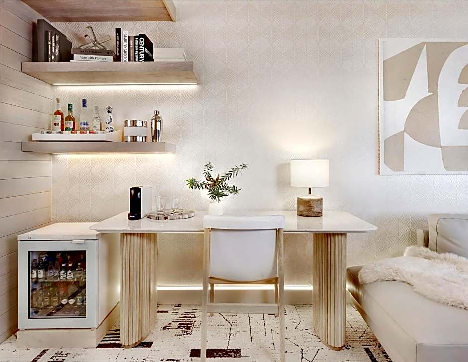 Huntley Santa Monica Beach