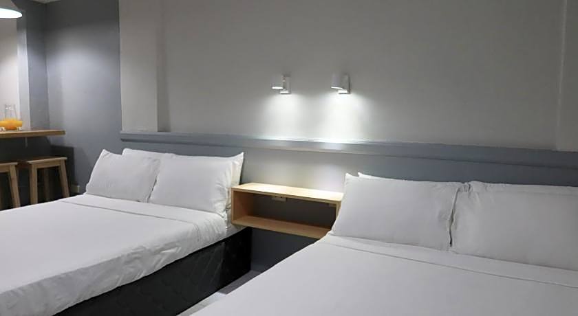 Dragonfly Transient House