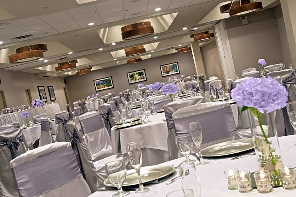 Embassy Suites by Hilton Cincinnati Northeast Blue Ash